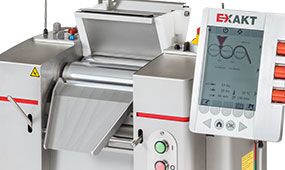 EXAKT 80E Plus HMI hopper