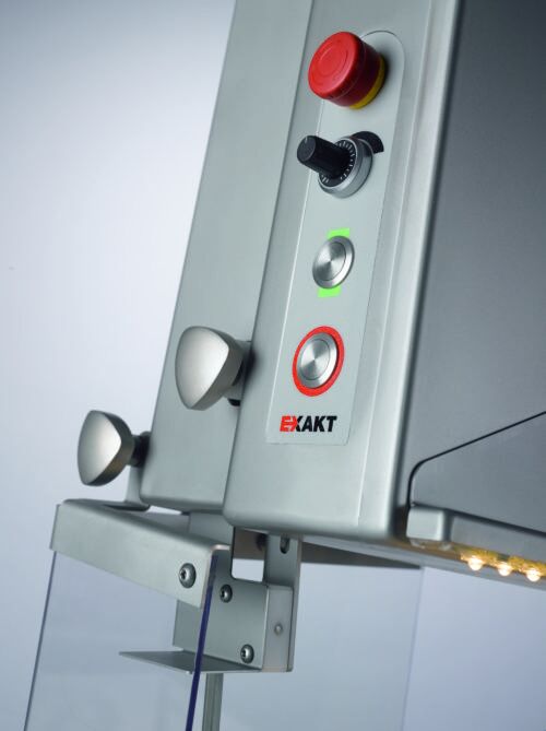 EXAKT Pathology saw speed control